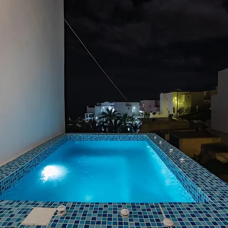 Apartamento Aktis Suites *